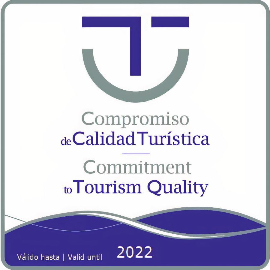 Holidays2Malaga Goya - Zona Huelin & 500 Mts De La Playa Apartment Luaran gambar