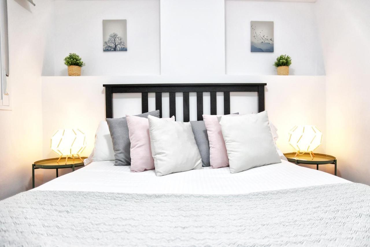 Holidays2Malaga Goya - Zona Huelin & 500 Mts De La Playa Apartment Luaran gambar