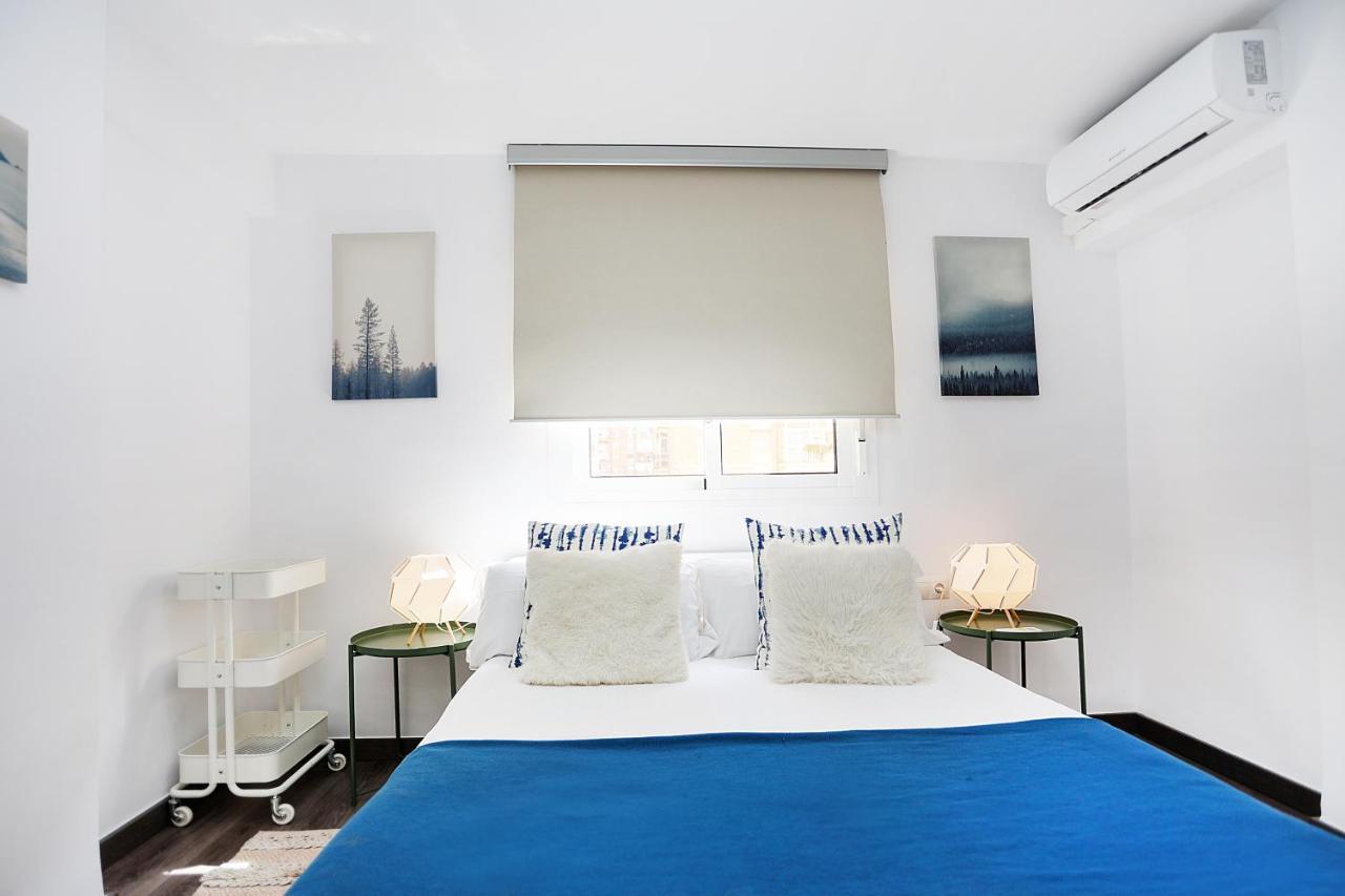 Holidays2Malaga Goya - Zona Huelin & 500 Mts De La Playa Apartment Luaran gambar